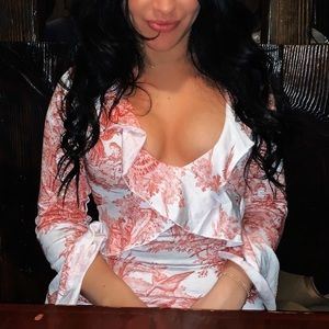 MISSGUIDED Pink and White Floral Mini Dress